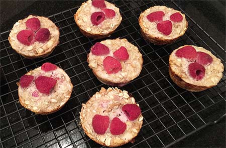 Recette de muffins aux framboises et à l'avoine au four